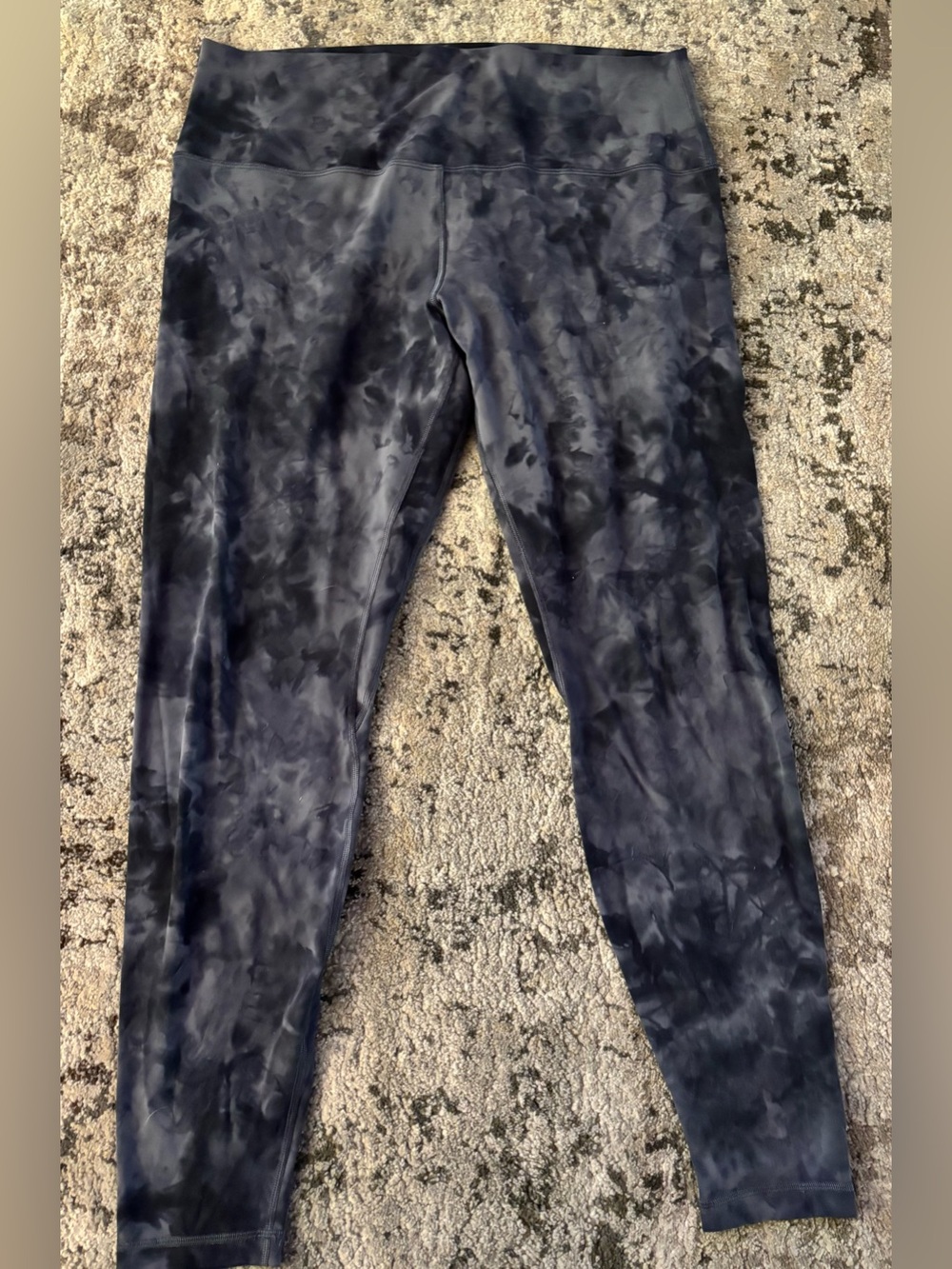 Lululemon Tie-Dye Black & Charcoal Align High-Rise Leggings 28”